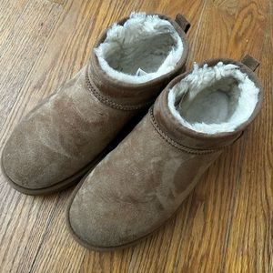 Classic Ultra Mini Uggs
